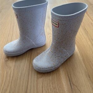 Hunter Kids light purple glitter boots- only tried on twice